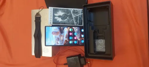Nubia Red Magic 9 Pro 12/256GB Red Magic 9 Pro 12/256GB