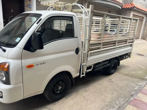 Hyundai H100 