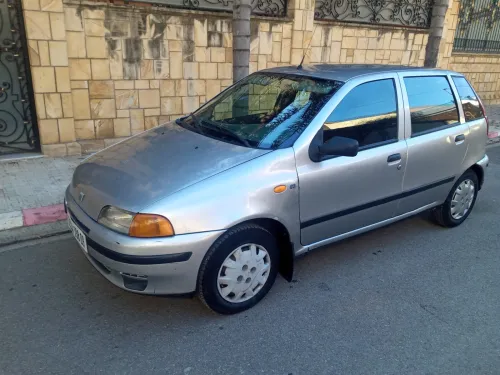 Fiat Punto 1998 1.2 ess 60 ch fire la toute option