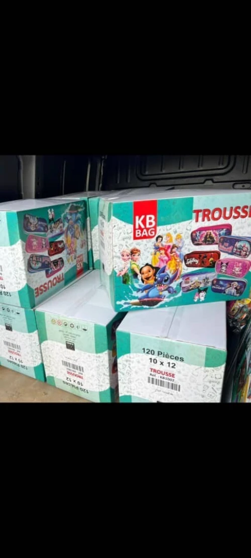 TROUSSE SCOLAIRE AVEC MOTIF