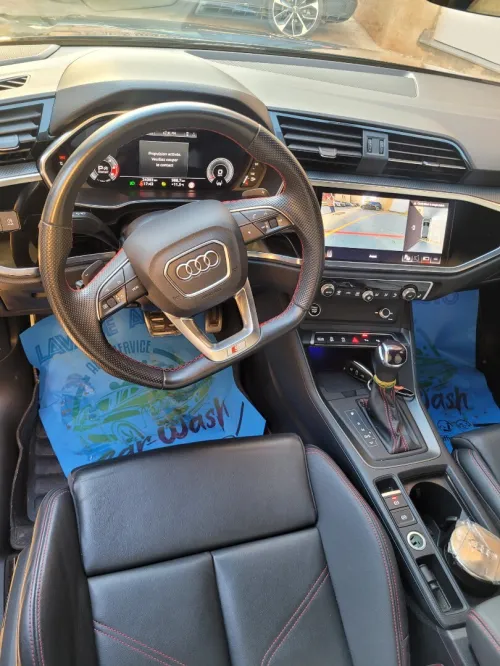 Audi Q3 2023 Sline