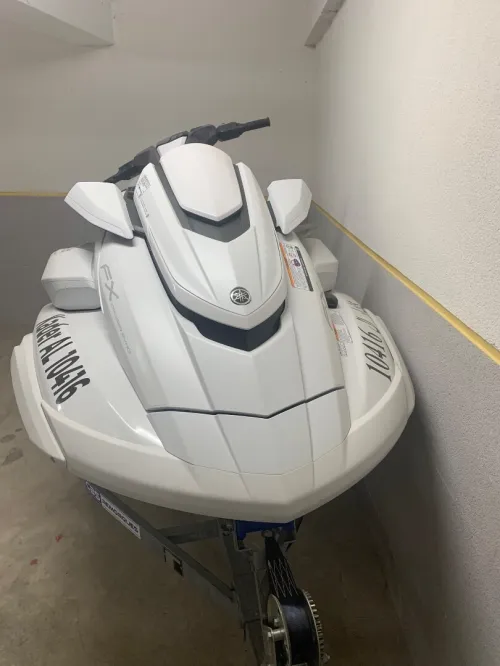 Jet ski 2025 machi 15 eur