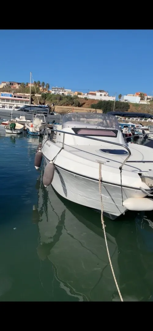 Beneteau 850