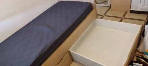 Vente canapé utilisé pendant 3 mois avant  départ pour l étranger 