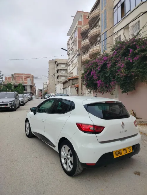 Renault Clio 4 2016 Limited 2