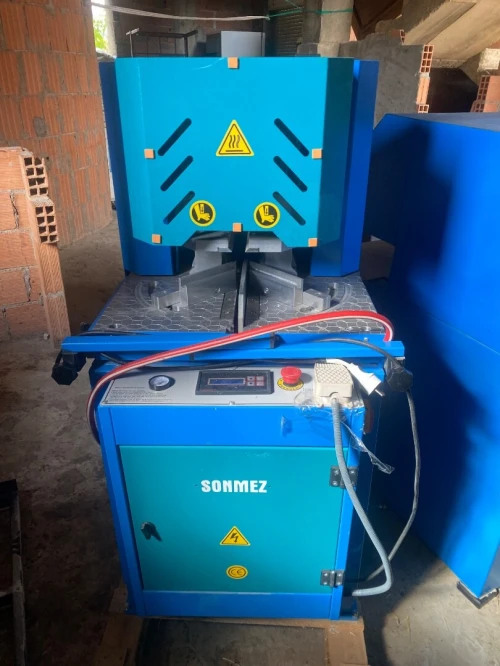 Les machine de pvc