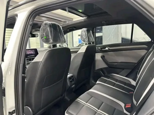 Volkswagen T-Roc 2025 R-Line 
