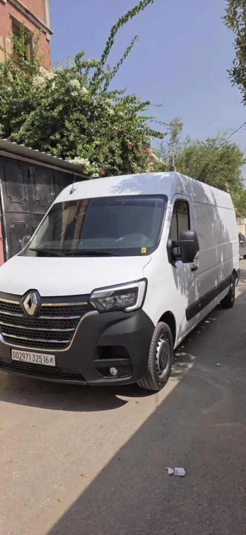 Renault Master 2025