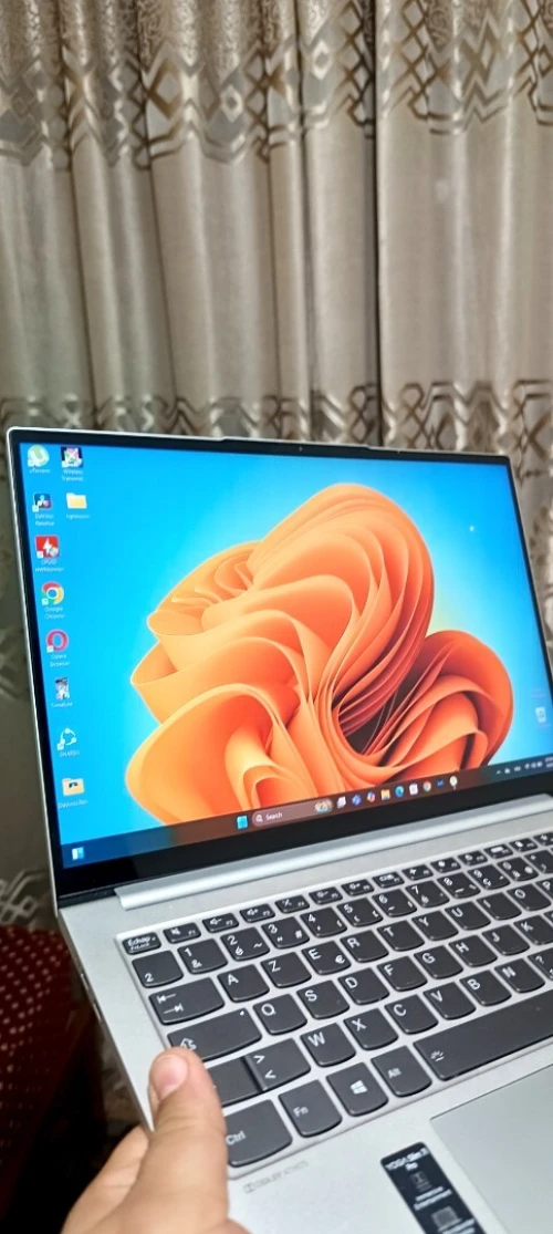 Lenovo yoga 7i pro slim
