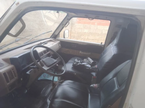 Mazda E2000 1993