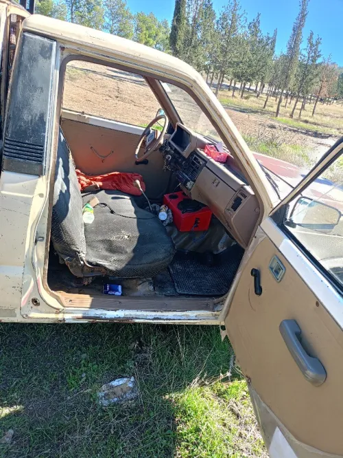 Mazda B16000 1991