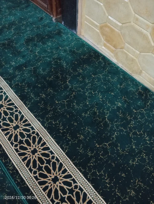 أفرشة المساجد