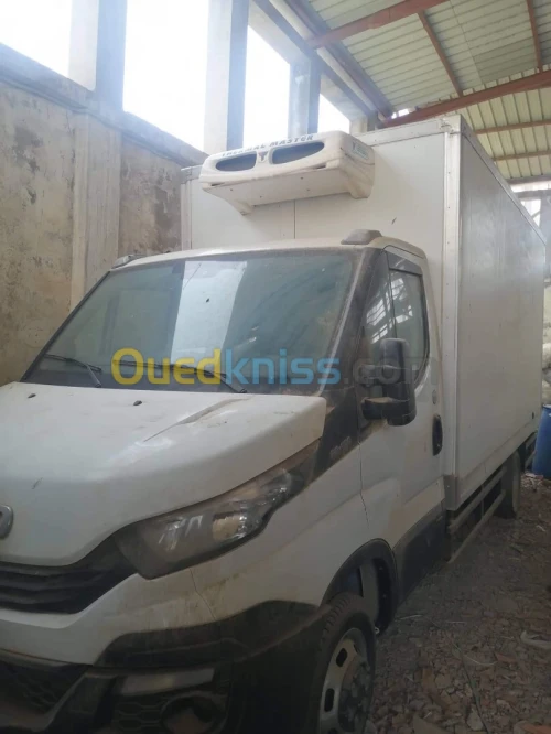 35c15 frigo Iveco 2022