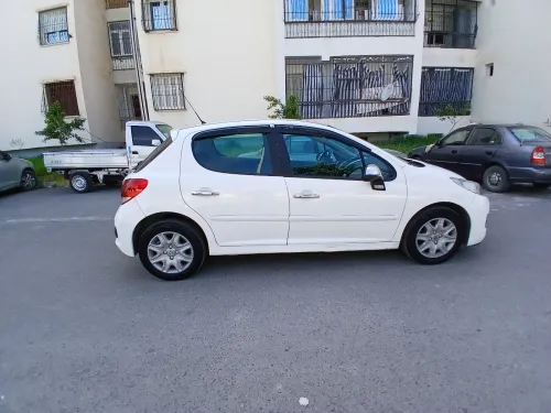 Peugeot 207 2012 207