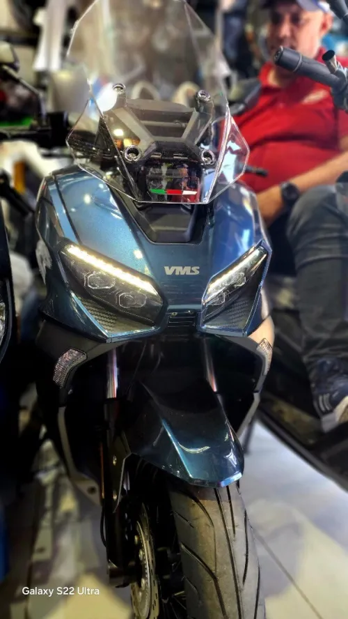 VMS vmax 300cc 2025