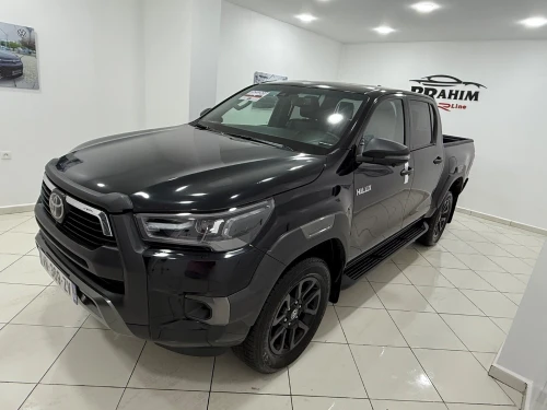 Toyota Hilux 2023 Invisible