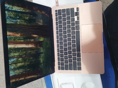 Mac book air  2020
