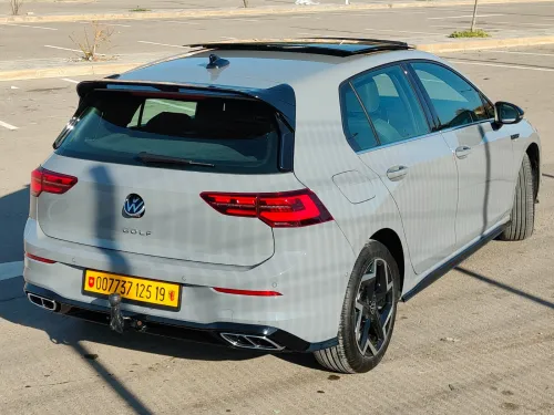 Volkswagen Golf 8 2025 R-Line