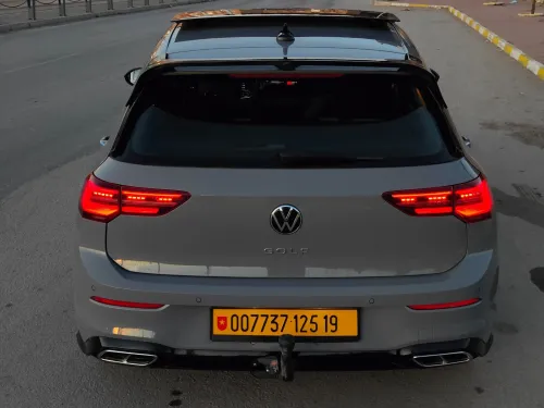 Volkswagen Golf 8 2025 R-Line