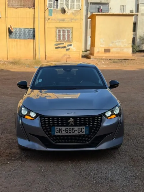 Peugeot 208 2023 Allure Pack