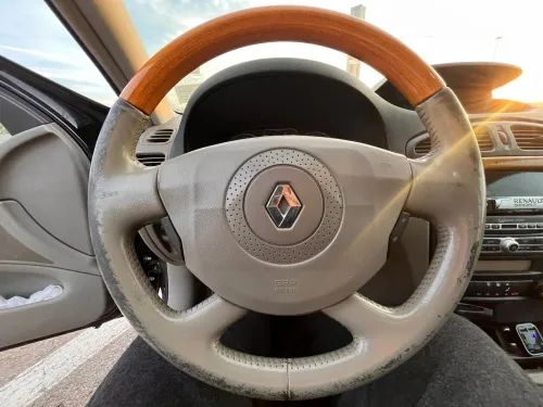 Renault Laguna 2 2002 initiale paris