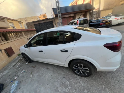 Dacia Logan 2025 