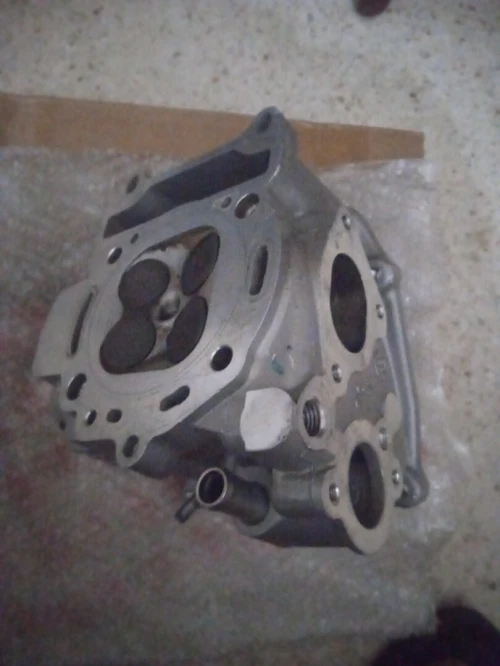 Culasse pour moto xdv et Vmax 300