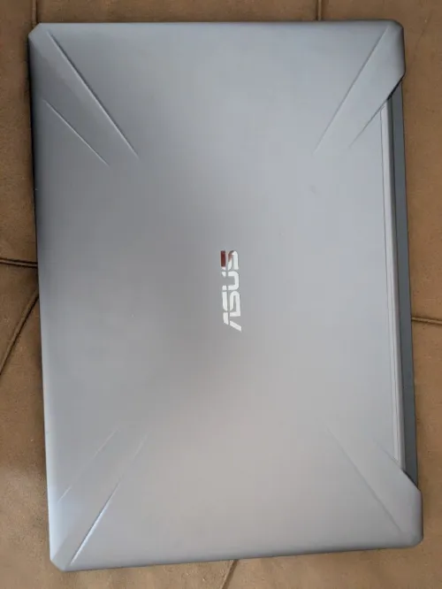 ASUS Tuf Gaming Ryzen 7 3750H 16G 512 SSD GTX 1660Ti 17.3" FHD