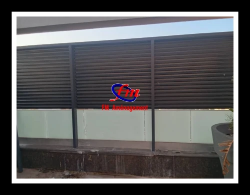 Brise vue, brise soleil, séparation aluminium. Jalousie. Piscine