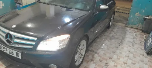 Mercedes Classe C 2008 Avangard kit AMG