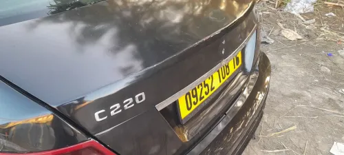 Mercedes Classe C 2008 Avangard kit AMG