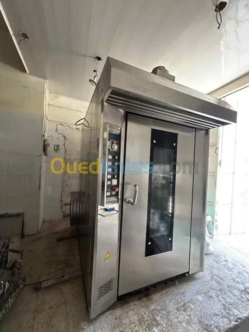 FOURS ROTATIFS POUR BOULANGERIE BISCUITERIE 