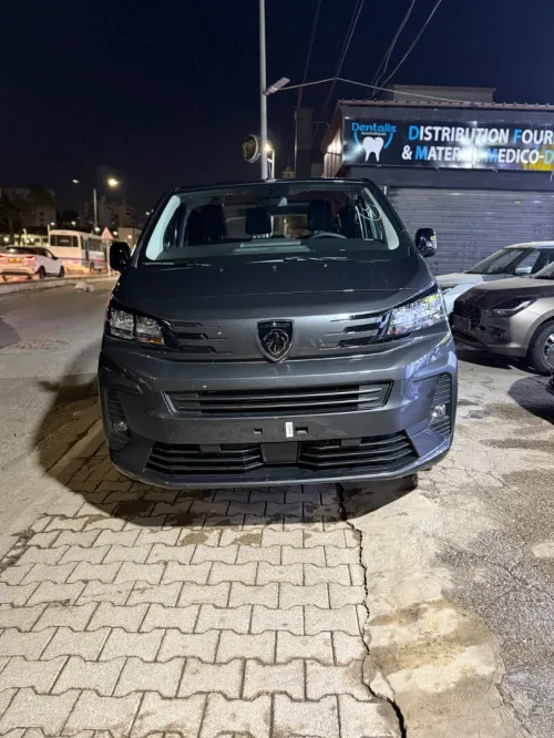 Peugeot Expert 2025 Combi