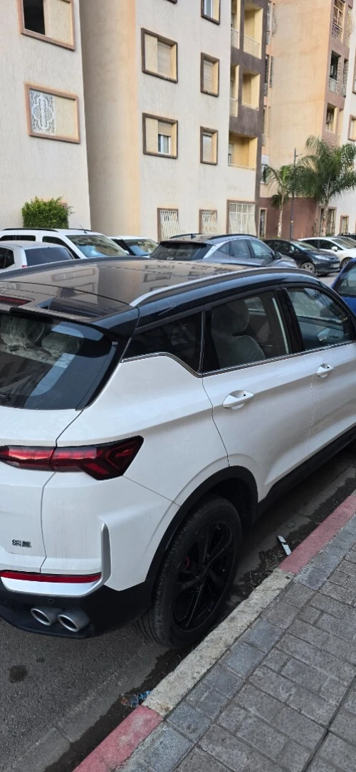 Geely Coolray 2025 tte