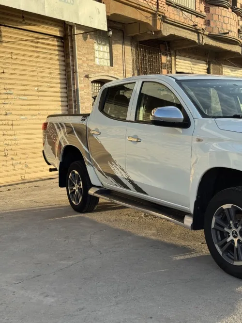 Mitsubishi L200 2021 L200