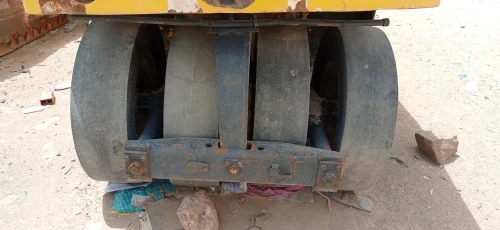 Compacteur SAKAI 