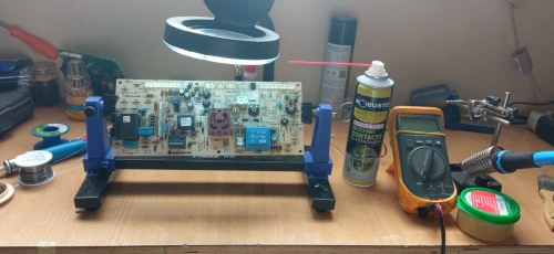 RÉPARATION DES CARTES ÉLECTRONIQUES