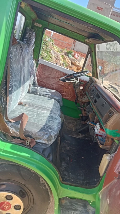 Toyota B30 1984