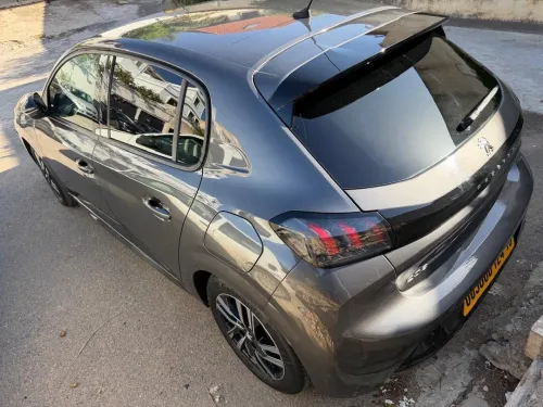 Peugeot 208 2024 Allure Pack
