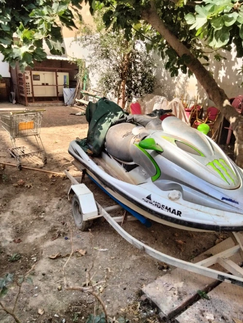 Vend jet ski 