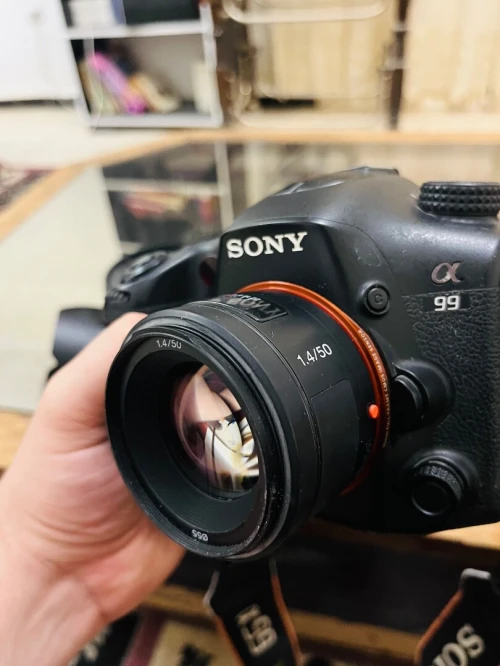 Camera Sony A99 + objectifs lens 70-200 105 50 12-24 24-70 X2