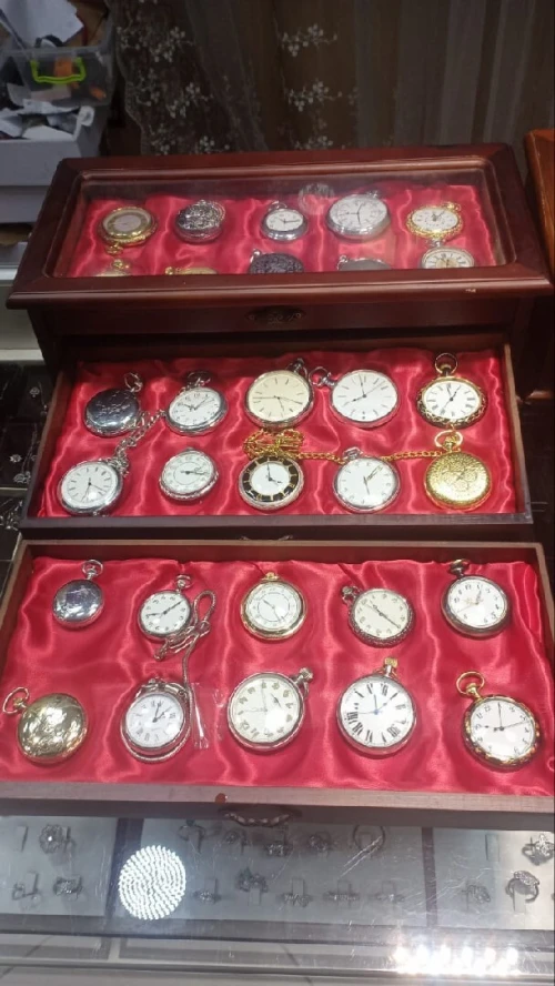 Lot de montre antiquités British style