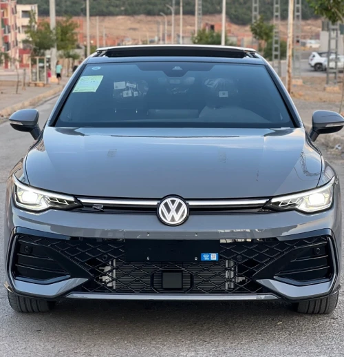 Volkswagen Golf 8 2025 Pro R-line
