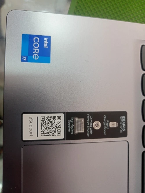 Lenovo IdeaPad Slim 3i 