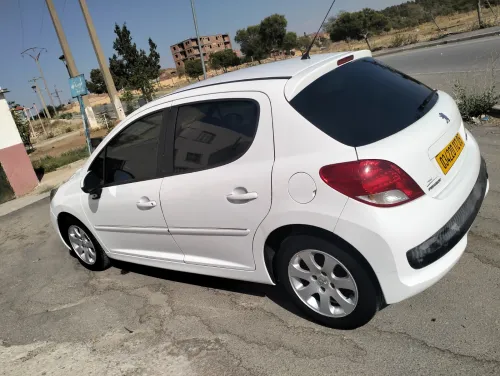 Peugeot 207 2012 