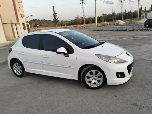 Peugeot 207 2012 