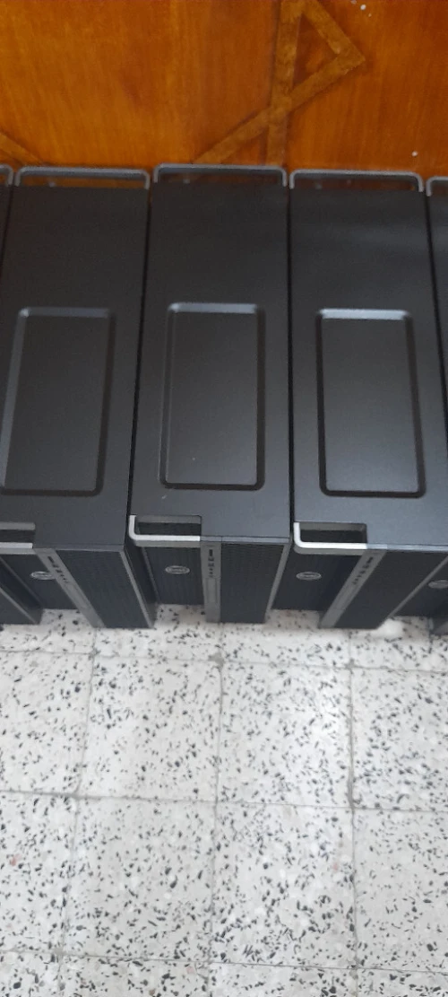 station de travail Dell Precision 5820 Tour Intel XEON W-2235 ram 32 gb quadro rtx 4000 08gb