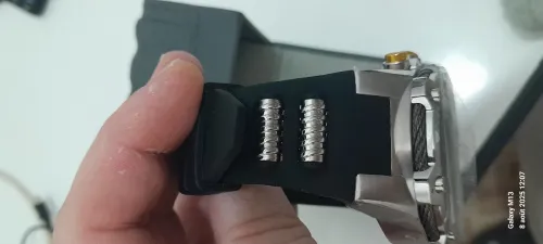 Montre invicta original 