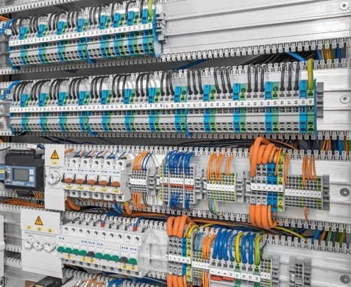 Électricité Bâtiment et câblage des armoires industrielles 