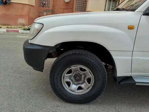 Toyota Land Cruiser 2001 Land Cruiser